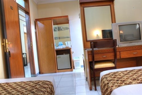 Hotel Cihampelas 1 Bandung Kültér fotó